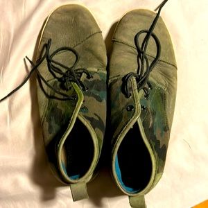 Camo Tom’s Lightweight Chukkas